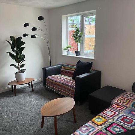 Cosy Bungalow In A Handy Location มาร์เก็ตฮาร์เบรอ ภายนอก รูปภาพ